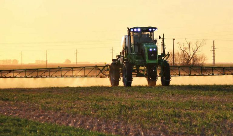 Agroquímicos: en Córdoba prorrogan los vencimientos para aplicadores