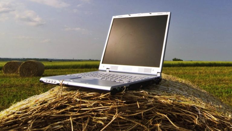 Muchos parajes rurales de la Argentina no tiene conectividad a internet